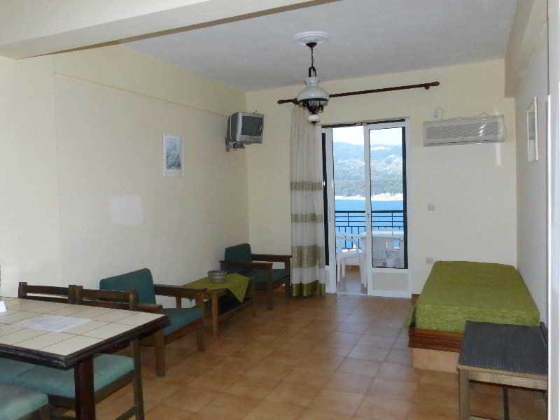 Anthemis Hotel Apartments Agia Paraskevi  Extérieur photo
